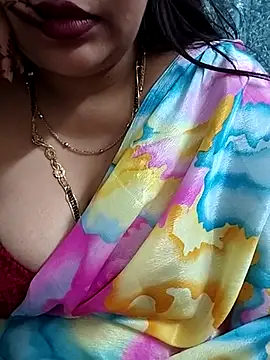 Snapshot of Mayuri77 chatting on 02.28.25 Mayuri77 online show from 02.28.25