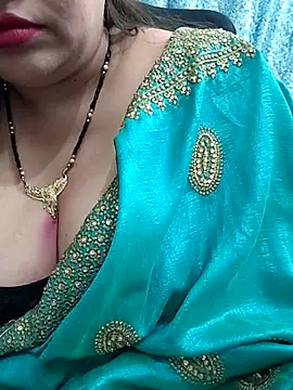 Snapshot of Mayuri77 chatting on 03.14.25 Mayuri77 online show from 03.14.25