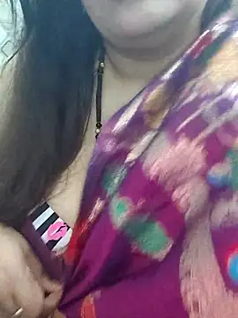 Snapshot of Mayuri77 chatting on 09.18.25 Mayuri77 online show from 09.18.25