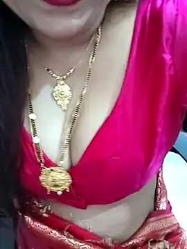 Snapshot of Mayuri77 chatting on 10.10.25 Mayuri77 online show from 10.10.25