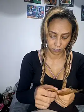 Snapshot of salome_drasin chatting on 05.07.26 salome drasin online show from 05.07.26