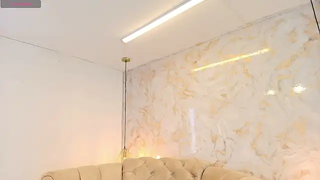 briannaduque online show from 09.23.25