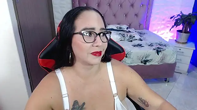 ashleylove prg online show from 12.13.24