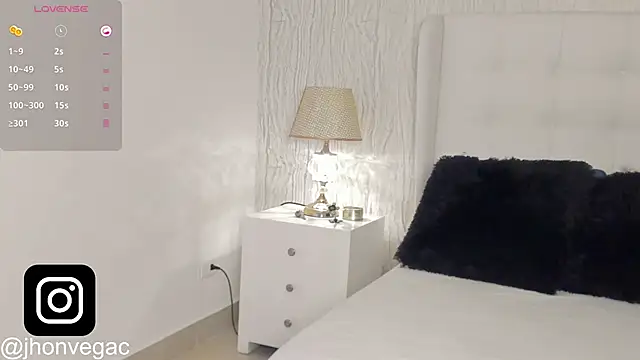 Jacub Micke1 online show from 09.30.25