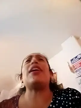 yaz guzman online show from 12.07.24