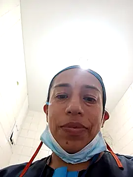 yaz guzman online show from 01.12.25