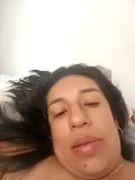 yaz guzman online show from 05.03.26