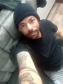 Snapshot of Ricooooo72 chatting on 04.15.26 Ricooooo72 online show from 04.15.26