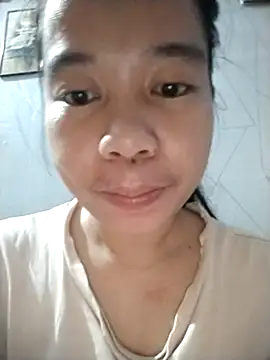 Snapshot of Pussy_delicious chatting on 10.23.25 Pussy delicious online show from 10.23.25