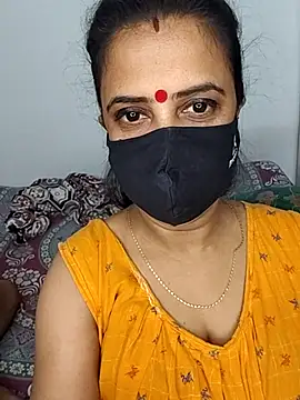 Snapshot of Cute-manisha chatting on 03.22.26 Cute-manisha online show from 03.22.26