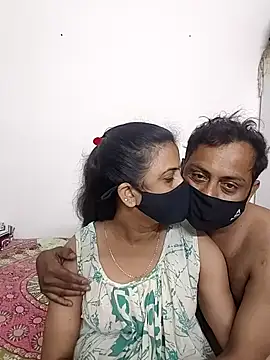 Snapshot of Cute-manisha chatting on 04.14.26 Cute-manisha online show from 04.14.26