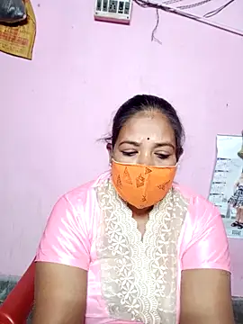 Snapshot of Hotty-rumi chatting on 01.13.25 Hotty-rumi online show from 01.13.25