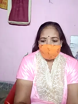 Snapshot of Hotty-rumi chatting on 01.15.25 Hotty-rumi online show from 01.15.25