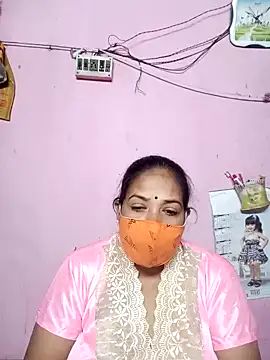 Snapshot of Hotty-rumi chatting on 01.25.25 Hotty-rumi online show from 01.25.25