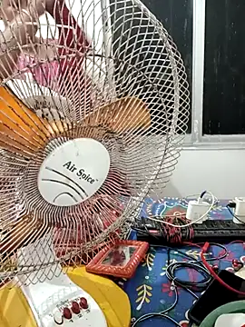 Hotty-rumi online show from 11.12.25