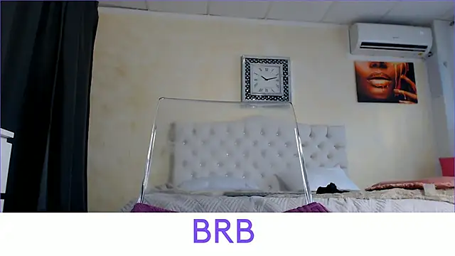Snapshot of VelvetMarsha chatting on 01.26.25 VelvetMarsha online show from 01.26.25