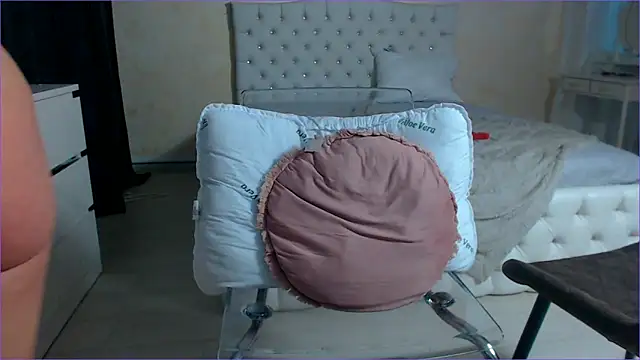 Snapshot of VelvetMarsha chatting on 01.31.25 VelvetMarsha online show from 01.31.25