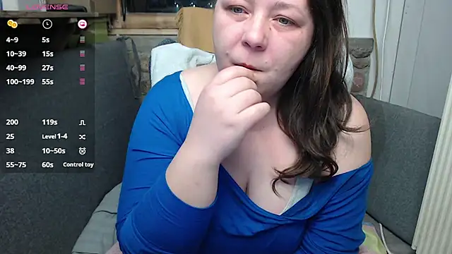 Snapshot of KasiaPrivat chatting on 01.17.25 KasiaPrivat online show from 01.17.25