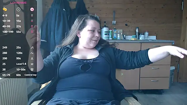 Snapshot of KasiaPrivat chatting on 02.16.25 KasiaPrivat online show from 02.16.25