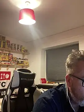 patentheelman74 online show from 12.11.24
