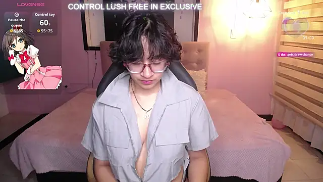 Lili Gomez  online show from 11.24.25