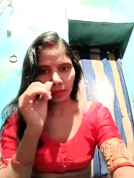 Snapshot of Kajal__Mehra chatting on 02.13.25 Kajal Mehra online show from 02.13.25
