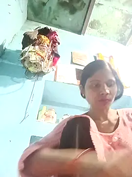 Snapshot of Kajal__Mehra chatting on 02.16.25 Kajal Mehra online show from 02.16.25