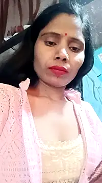 Snapshot of Kajal__Mehra chatting on 02.18.25 Kajal Mehra online show from 02.18.25