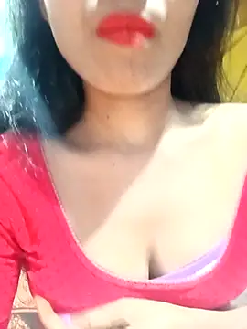Snapshot of Kajal__Mehra chatting on 03.02.25 Kajal Mehra online show from 03.02.25