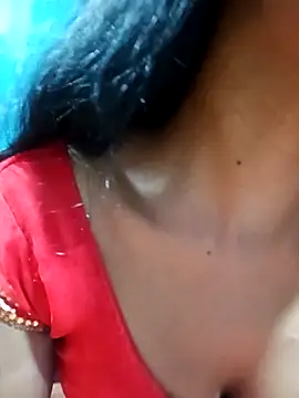 Snapshot of Kajal__Mehra chatting on 03.08.25 Kajal Mehra online show from 03.08.25