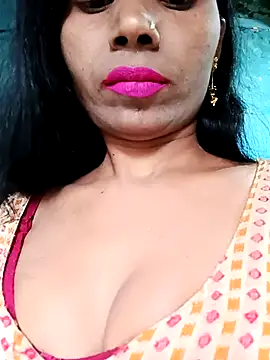 Snapshot of Kajal__Mehra chatting on 03.10.25 Kajal Mehra online show from 03.10.25