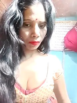 Snapshot of Kajal__Mehra chatting on 03.10.25 Kajal Mehra online show from 03.10.25