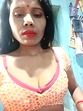 Snapshot of Kajal__Mehra chatting on 03.13.25 Kajal Mehra online show from 03.13.25