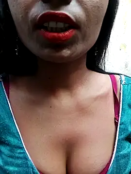 Snapshot of Kajal__Mehra chatting on 03.18.25 Kajal Mehra online show from 03.18.25