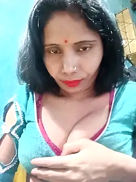 Snapshot of Kajal__Mehra chatting on 03.18.25 Kajal Mehra online show from 03.18.25
