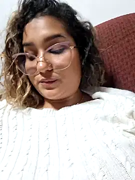 Snapshot of BrendaGirs chatting on 10.02.25 BrendaGirs online show from 10.02.25