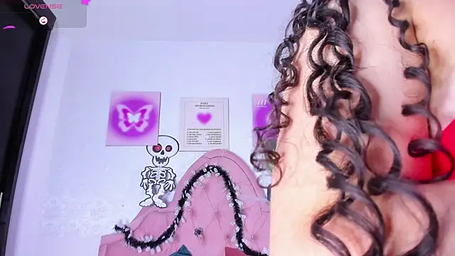 amandalee01 online show from 10.16.25