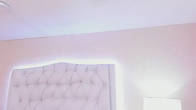 MiaLevitz online show from 02.22.25