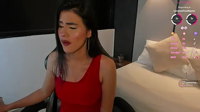 stephanya  online show from 10.24.25