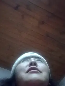 Snapshot of Darly_Gomez chatting on 12.29.24 Darly Gomez online show from 12.29.24