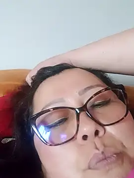 Snapshot of Darly_Gomez chatting on 02.17.25 Darly Gomez online show from 02.17.25