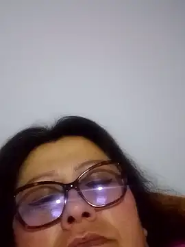 Snapshot of Darly_Gomez chatting on 02.18.25 Darly Gomez online show from 02.18.25