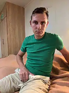 Snapshot of Hard_SeaMen chatting on 12.07.24 Hard SeaMen online show from 12.07.24