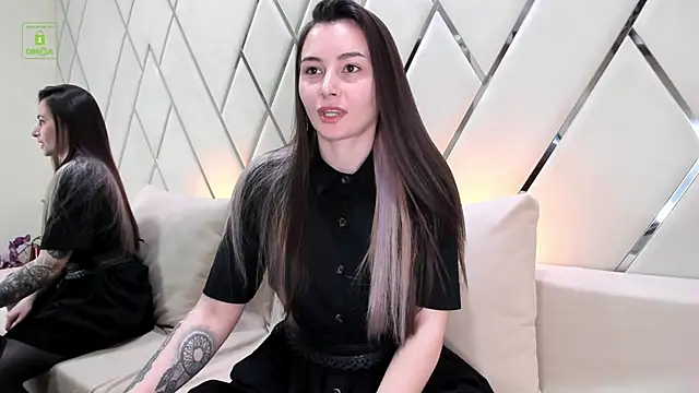 Ishtar Divine online show from 02.22.25