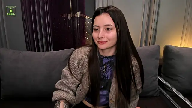 Ishtar Divine online show from 03.01.25