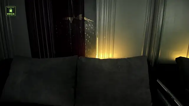 Ishtar Divine online show from 03.19.25