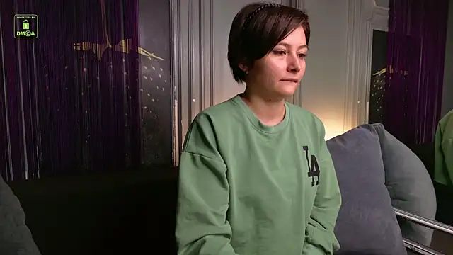 Ishtar Divine online show from 10.27.25