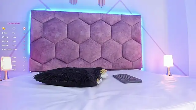 aggy castel online show from 02.06.25