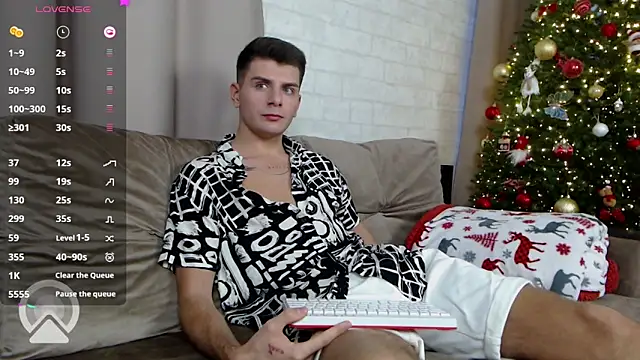 Snapshot of Walt_Enjoy chatting on 12.16.24 Walt Enjoy online show from 12.16.24