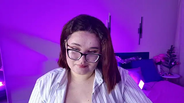 Snapshot of Jessica_Joy chatting on 01.04.25 Jessica Joy online show from 01.04.25